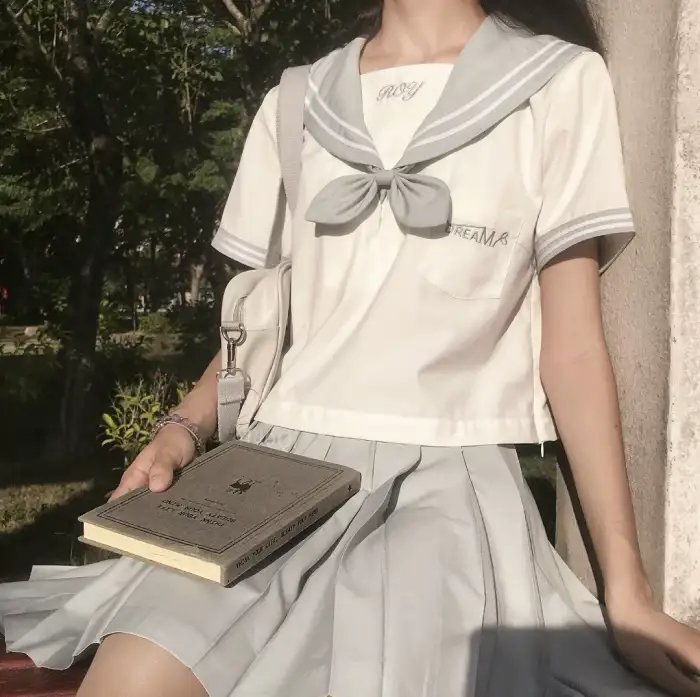 寒门状元，竟是落难千金$满级千金从高考状元开始